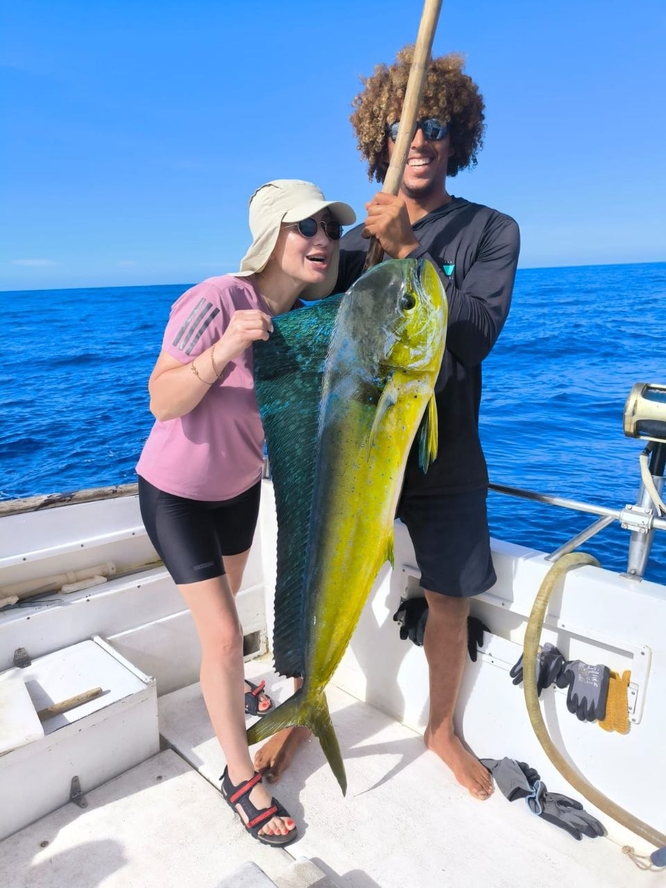 Sortie de pêche au gros à La Réunion avec canne à bord de Sindbad